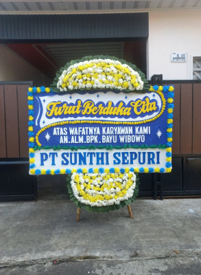 Papan Bunga Duka di Barugbug
